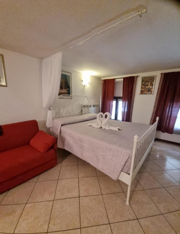 Monolocale In Via Pedonale Apartment Saint-Vincent Exterior foto