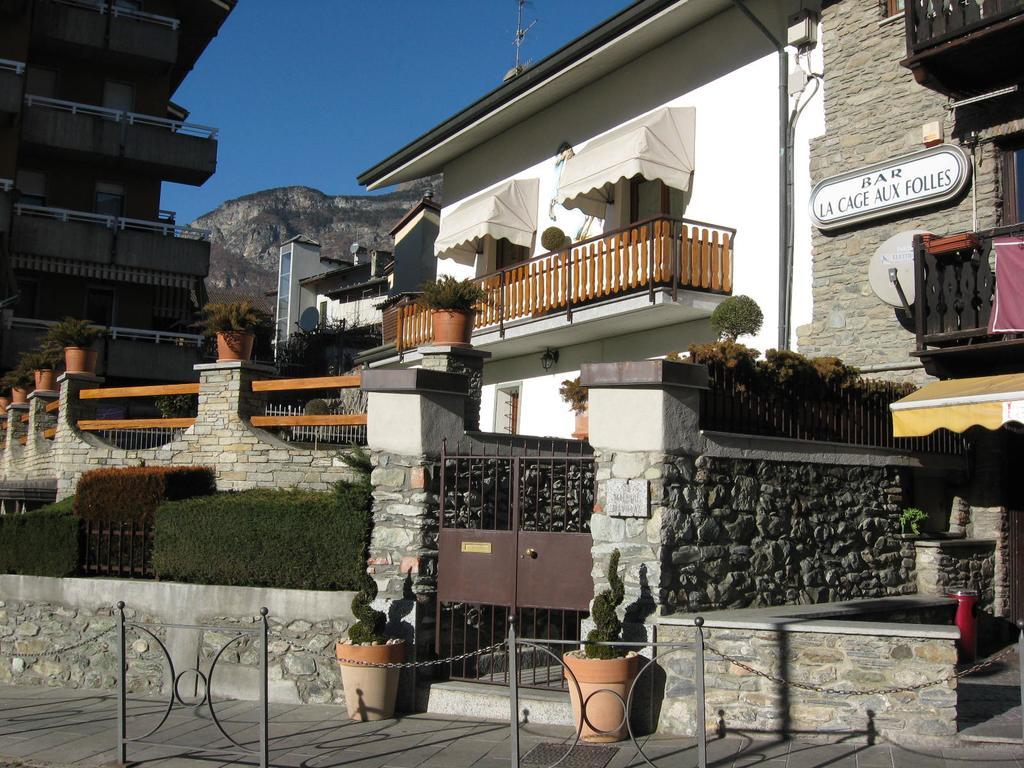 Monolocale In Via Pedonale Apartment Saint-Vincent Exterior foto