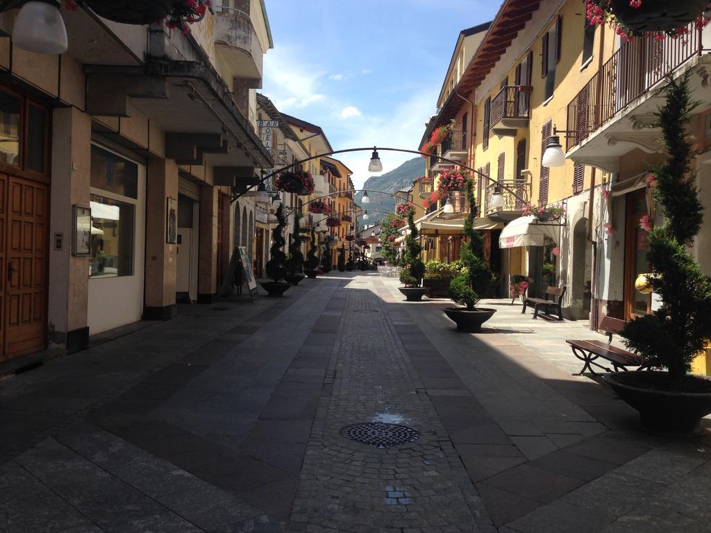 Monolocale In Via Pedonale Apartment Saint-Vincent Exterior foto